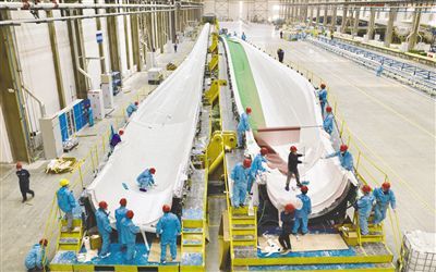 生產超長陸上風機葉片