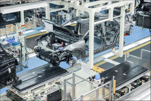 豐田全球首款純電轎車bz3來(lái)了,快充僅需27分鐘